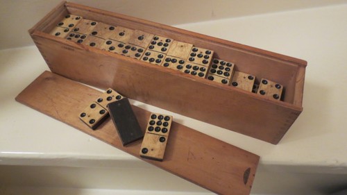 Domino spiel antik - domino,