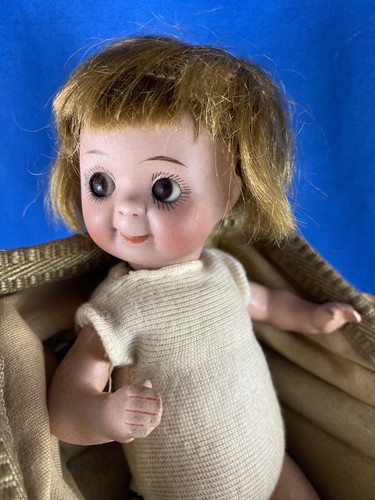 Antike porzellankopfpuppe - antike,